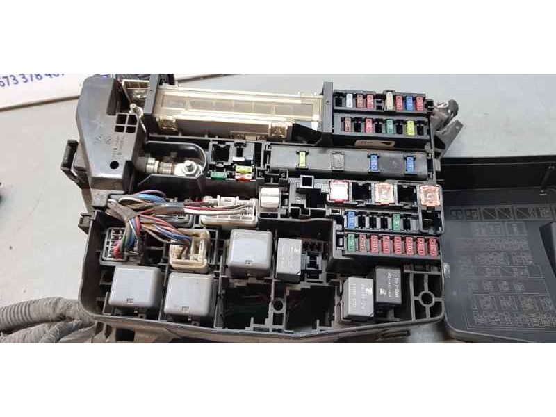 Recambio de caja reles / fusibles para toyota verso advance referencia OEM IAM 821110FF70   Recambio de caja reles / fusibles para toyota verso advance referencia OEM IAM 821110FF70