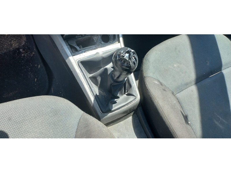 opel astra h berlina del año 2004 opel astra h berlina del año 2004