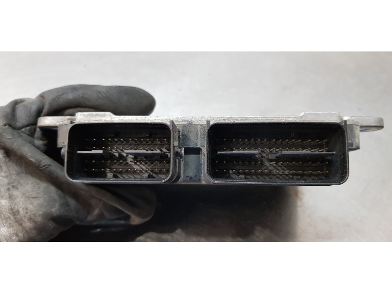 Recambio de centralita motor uce para mitsubishi lancer berlina (cy0) intense referencia OEM IAM 1860A977  