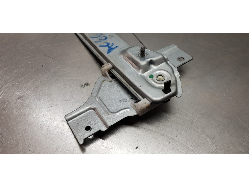 Recambio de elevalunas delantero derecho para peugeot 2008 (p1) active referencia OEM IAM 9830590680 9829512780  Recambio de elevalunas delantero derecho para peugeot 2008 (p1) active referencia OEM IAM 9830590680 9829512780