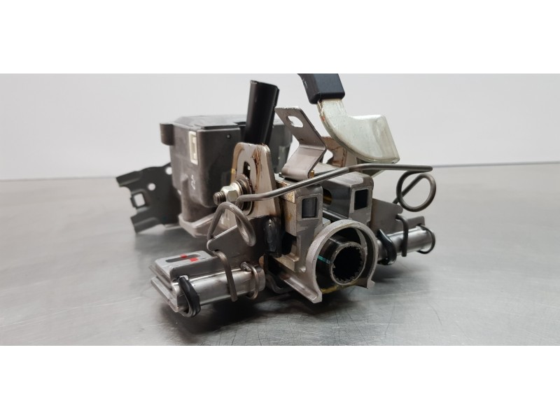 Recambio de antirrobo para suzuki sx4 glx referencia OEM IAM 3710068L61  