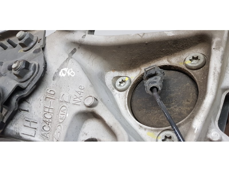 Recambio de mangueta trasera izquierda para hyundai tucson hybrid referencia OEM IAM 52710N7100 52705N7100 