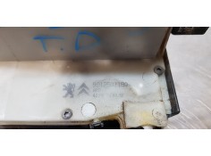 Recambio de cerradura puerta trasera derecha para peugeot 208 active referencia OEM IAM 9812501180   2