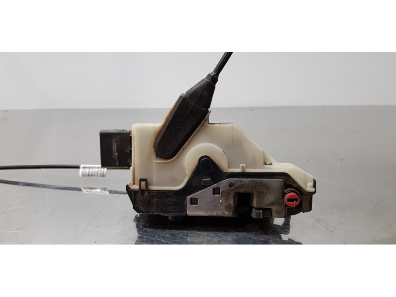 Recambio de cerradura puerta trasera derecha para peugeot 208 active referencia OEM IAM 9812501180   Recambio de cerradura puerta trasera derecha para peugeot 208 active referencia OEM IAM 9812501180