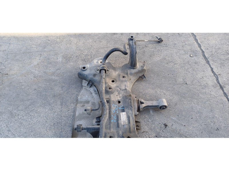 Recambio de puente delantero para kia ceed sportswagon tech referencia OEM IAM 62400J7AA0 62401J7AA0 