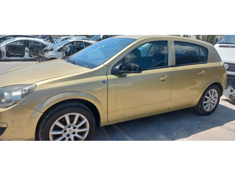 opel astra h berlina del año 2004 opel astra h berlina del año 2004
