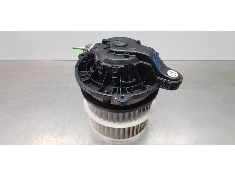 Recambio de motor calefaccion para hyundai tucson hybrid referencia OEM IAM 97113P4200 F00S3B2622 