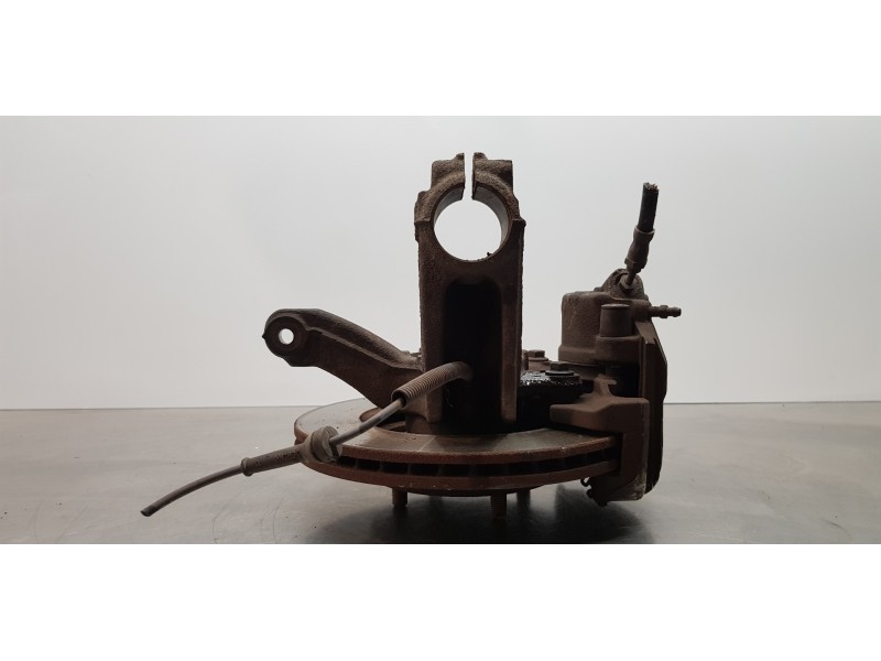 Recambio de mangueta delantera derecha para ford fiesta (cbk) ambiente referencia OEM IAM 1474306 2S613K185AE  Recambio de mangueta delantera derecha para ford fiesta (cbk) ambiente referencia OEM IAM 1474306 2S613K185AE