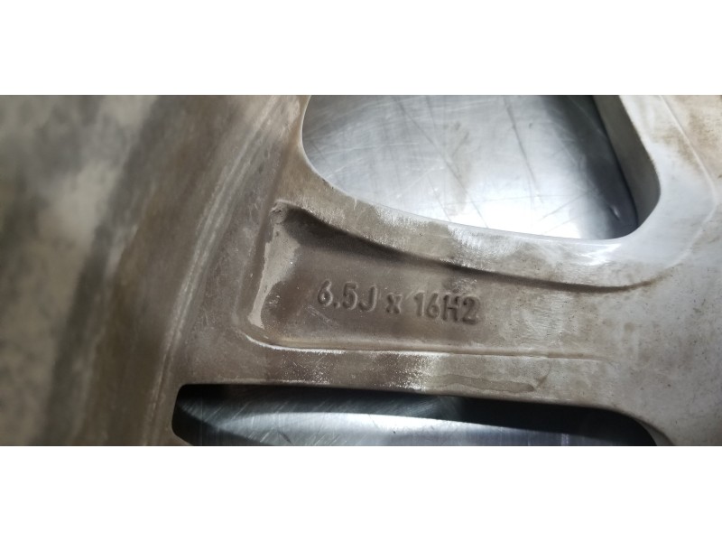 Recambio de llanta para kia ceed sportswagon tech referencia OEM IAM 52910J7200  