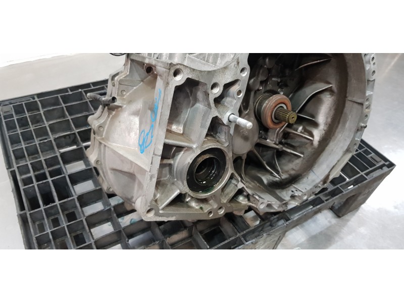 Recambio de caja cambios para suzuki sx4 glx referencia OEM IAM 2100055PF0  