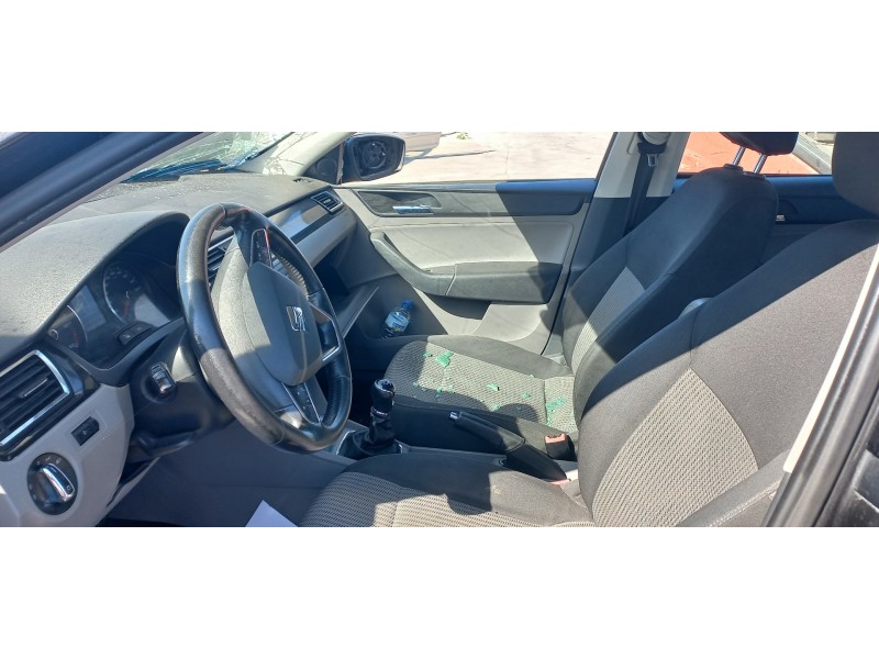 seat toledo (kg3) del año 2014