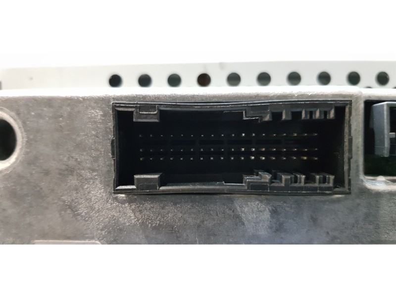 Recambio de pantalla multifuncion para ford kuga (cbs) trend referencia OEM IAM F1CT14F239AA  