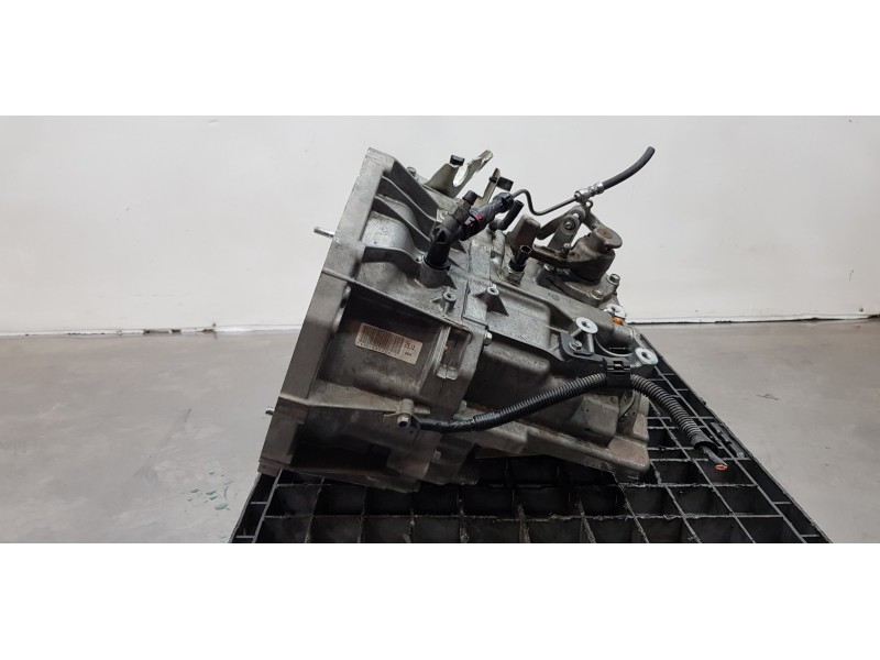 Recambio de caja cambios para suzuki sx4 glx referencia OEM IAM 2100055PF0  