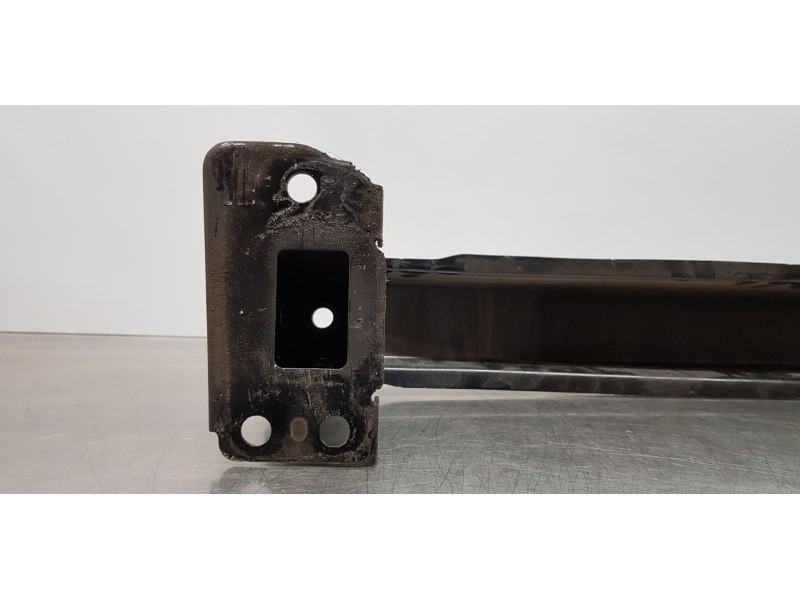 Recambio de refuerzo paragolpes delantero para skoda rapid active referencia OEM IAM 60U807109B   Recambio de refuerzo paragolpes delantero para skoda rapid active referencia OEM IAM 60U807109B