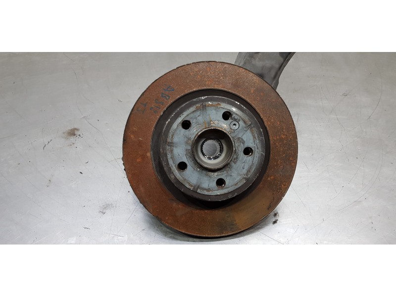 Recambio de mangueta trasera izquierda para infiniti qx30 premium referencia OEM IAM 430195DE0A  