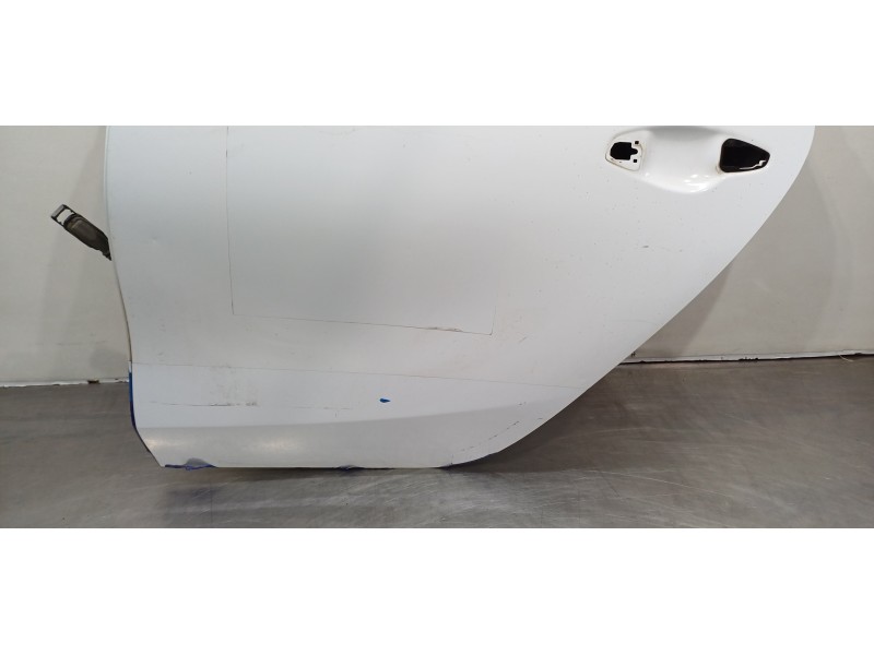Recambio de puerta trasera izquierda para kia ceed sportswagon tech referencia OEM IAM 77003J7200  