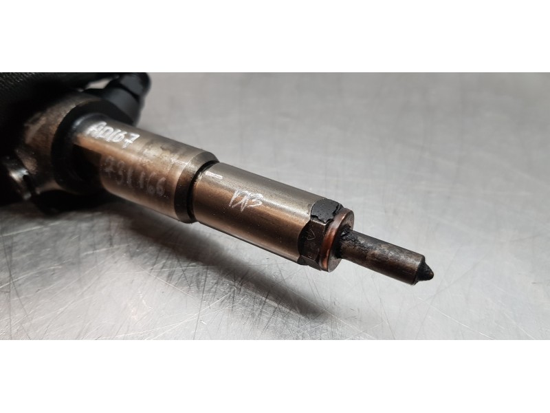 Recambio de inyector para ford fiesta (cbk) ambiente referencia OEM IAM 9655304880  