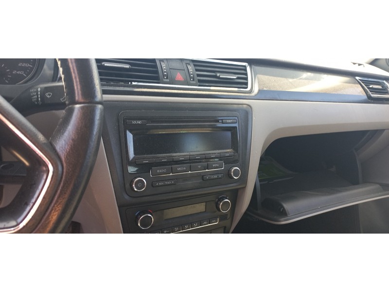 seat toledo (kg3) del año 2014