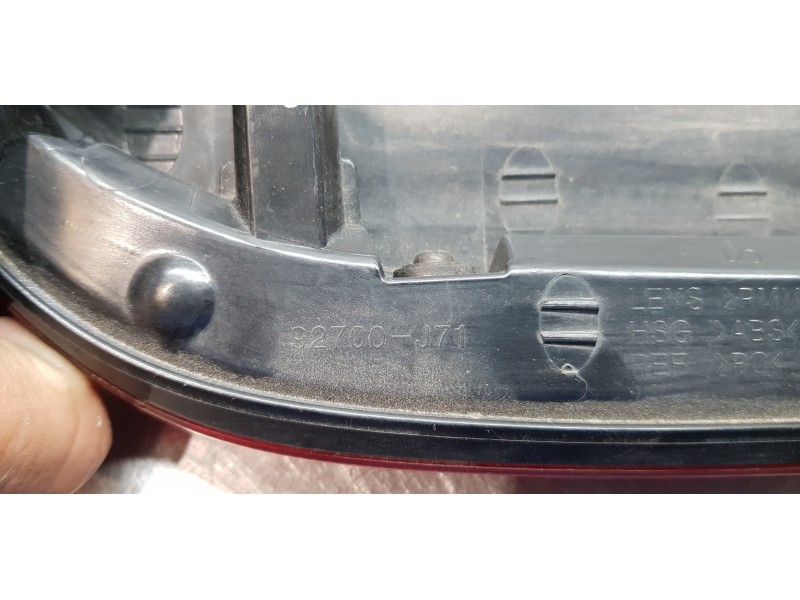 Recambio de luz central de freno para kia ceed sportswagon tech referencia OEM IAM 92700J7100  