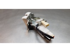 Recambio de cerradura maletero / porton para suzuki sx4 glx referencia OEM IAM 8251054P01  