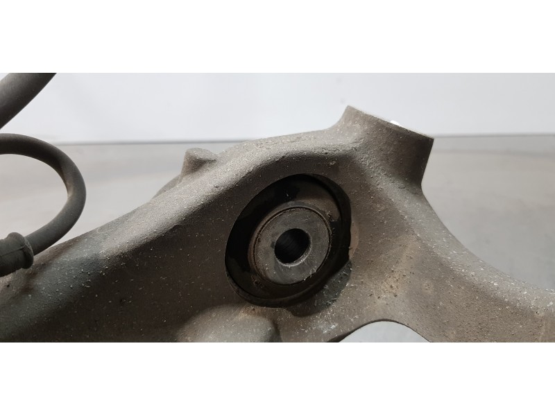 Recambio de mangueta trasera derecha para audi a5 coupe (8t) 2.7 tdi referencia OEM IAM 8K0505432AC   Recambio de mangueta trasera derecha para audi a5 coupe (8t) 2.7 tdi referencia OEM IAM 8K0505432AC