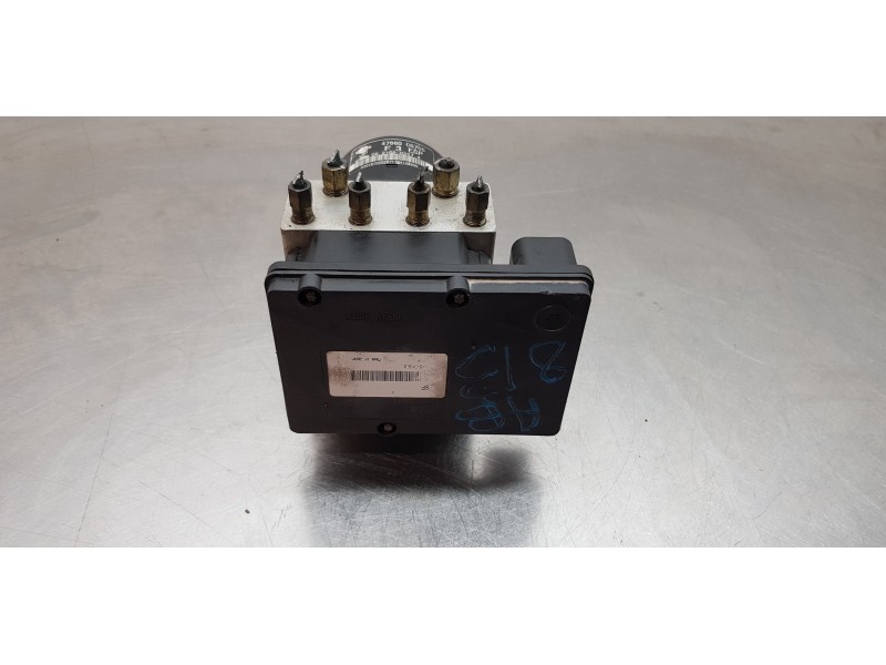 Recambio de abs para infiniti fx fx45 referencia OEM IAM 47660CG705  