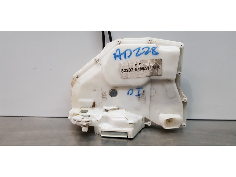 Recambio de cerradura puerta delantera izquierda para suzuki sx4 glx referencia OEM IAM 8220261MA1  