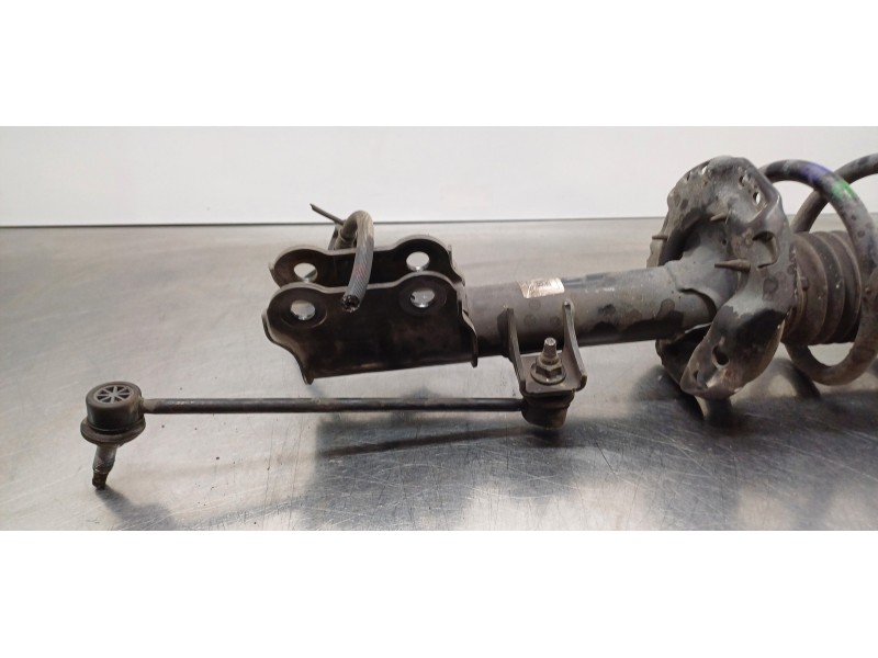 Recambio de amortiguador delantero derecho para hyundai tucson style 4wd referencia OEM IAM 54660D7060  