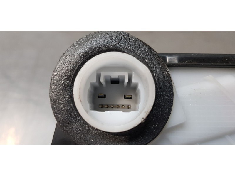 Recambio de cerradura puerta delantera izquierda para toyota yaris hsd city referencia OEM IAM 690400D520   Recambio de cerradura puerta delantera izquierda para toyota yaris hsd city referencia OEM IAM 690400D520