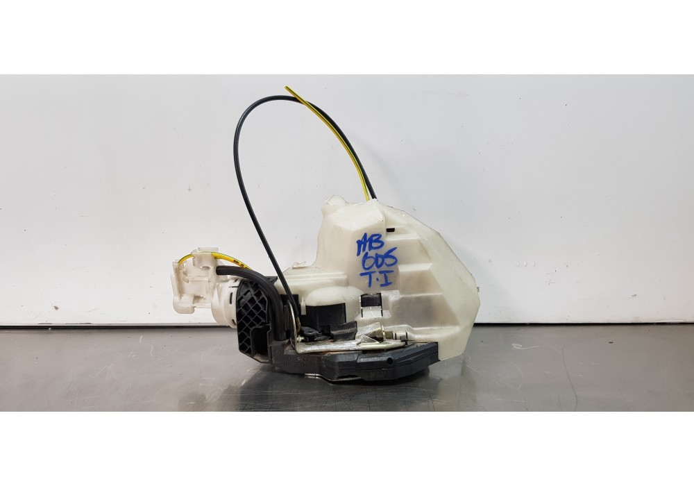 Recambio de cerradura puerta trasera izquierda para mercedes clase s (w220) berlina 500 (220.075) referencia OEM IAM 2207300135 