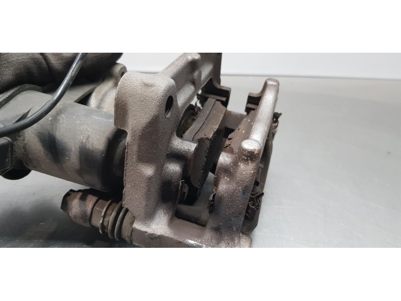 Recambio de pinza freno trasera derecha para hyundai tucson hybrid referencia OEM IAM 58230CZ600  