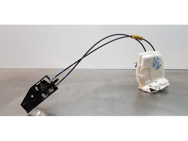 Recambio de cerradura puerta trasera izquierda para suzuki sx4 glx referencia OEM IAM 8230261MA1  