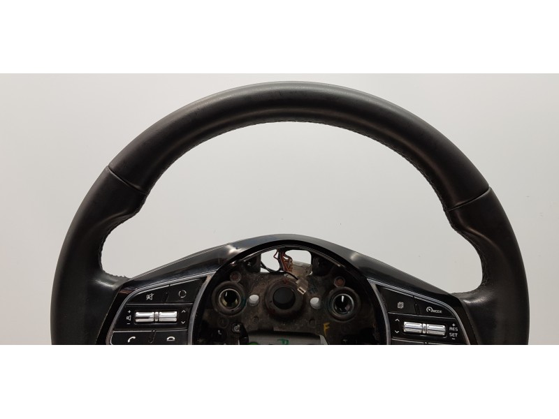 Recambio de volante para kia ceed sportswagon tech referencia OEM IAM 56100J7610CEP  