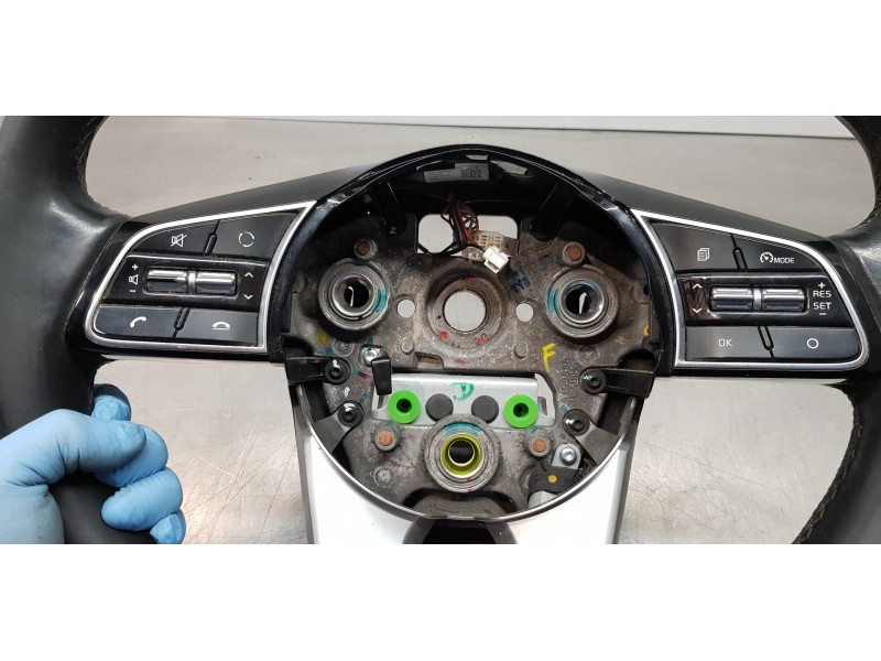 Recambio de volante para kia ceed sportswagon tech referencia OEM IAM 56100J7610CEP  