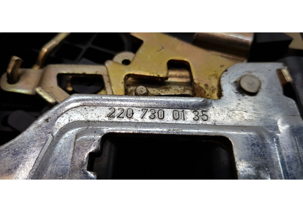 Recambio de cerradura puerta trasera izquierda para mercedes clase s (w220) berlina 500 (220.075) referencia OEM IAM 2207300135  Recambio de cerradura puerta trasera izquierda para mercedes clase s (w220) berlina 500 (220.075) referencia OEM IAM 2207300135