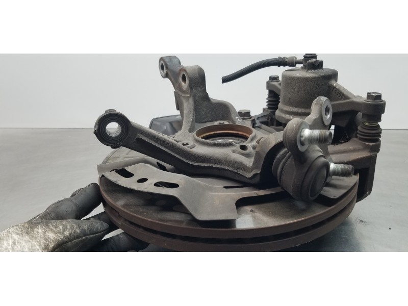 Recambio de mangueta delantera izquierda para kia ceed sportswagon tech referencia OEM IAM 51715G4AA0  