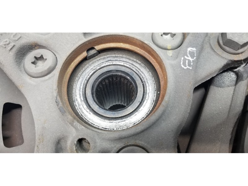 Recambio de mangueta delantera izquierda para kia ceed sportswagon tech referencia OEM IAM 51715G4AA0  