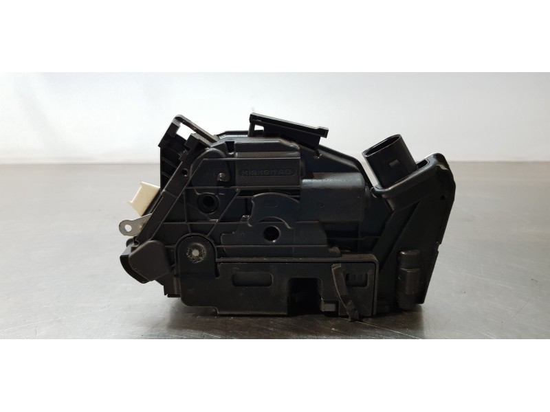 Recambio de cerradura puerta delantera derecha para skoda superb combi (3t5) exclusive referencia OEM IAM 5N1837016C   Recambio de cerradura puerta delantera derecha para skoda superb combi (3t5) exclusive referencia OEM IAM 5N1837016C