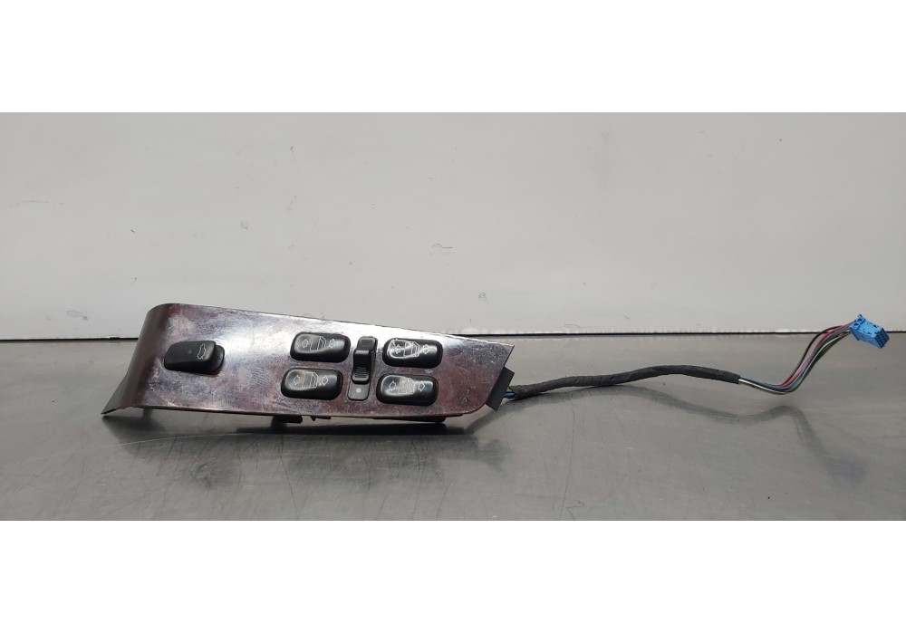 Recambio de mando elevalunas delantero izquierdo para mercedes clase s (w220) berlina 500 (220.075) referencia OEM IAM A22082010
