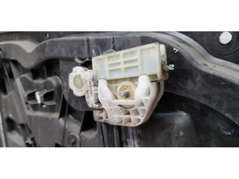 Recambio de elevalunas delantero derecho para kia carens ( ) concept referencia OEM IAM 82460A4000  