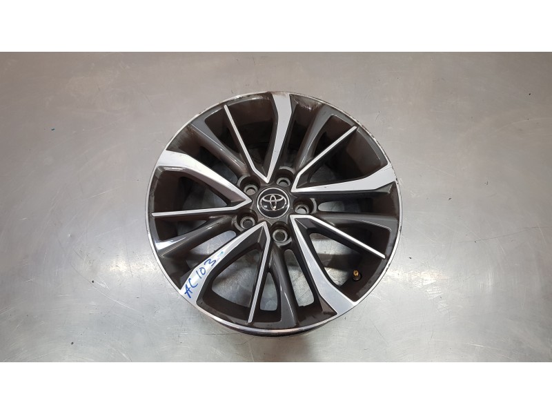 Recambio de llanta para toyota verso advance referencia OEM IAM 426110F190   Recambio de llanta para toyota verso advance referencia OEM IAM 426110F190