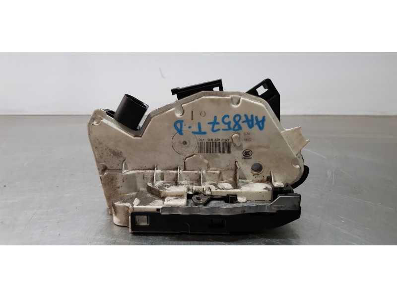 Recambio de cerradura puerta trasera derecha para skoda superb combi (3t5) exclusive referencia OEM IAM 5N0839016D   Recambio de cerradura puerta trasera derecha para skoda superb combi (3t5) exclusive referencia OEM IAM 5N0839016D