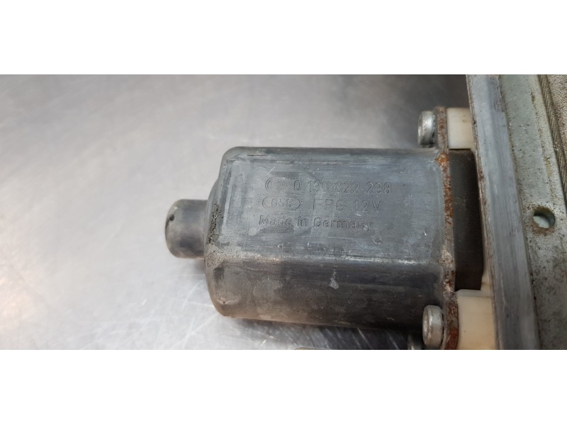 Recambio de elevalunas trasero derecho para citroen c4 berlina collection referencia OEM IAM 0130822238   Recambio de elevalunas trasero derecho para citroen c4 berlina collection referencia OEM IAM 0130822238