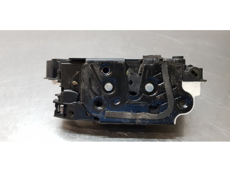 Recambio de cerradura puerta trasera derecha para skoda superb combi (3t5) exclusive referencia OEM IAM 5N0839016D   Recambio de cerradura puerta trasera derecha para skoda superb combi (3t5) exclusive referencia OEM IAM 5N0839016D