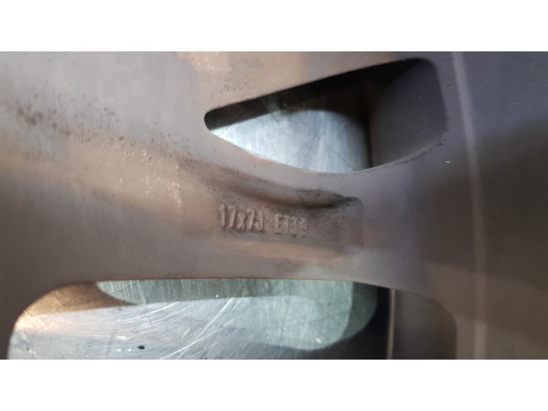 Recambio de llanta para toyota verso advance referencia OEM IAM 426110F190   Recambio de llanta para toyota verso advance referencia OEM IAM 426110F190