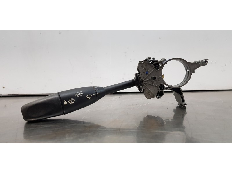 Recambio de mando intermitentes para mercedes clase s (w220) berlina 500 (220.075) referencia OEM IAM 2205450010   Recambio de mando intermitentes para mercedes clase s (w220) berlina 500 (220.075) referencia OEM IAM 2205450010