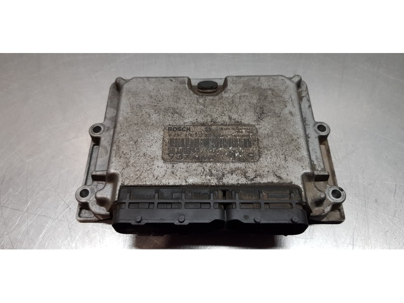 Recambio de centralita motor uce para alfa romeo 147 (190) 1.9 jtd distinctive referencia OEM IAM 55185365   Recambio de centralita motor uce para alfa romeo 147 (190) 1.9 jtd distinctive referencia OEM IAM 55185365