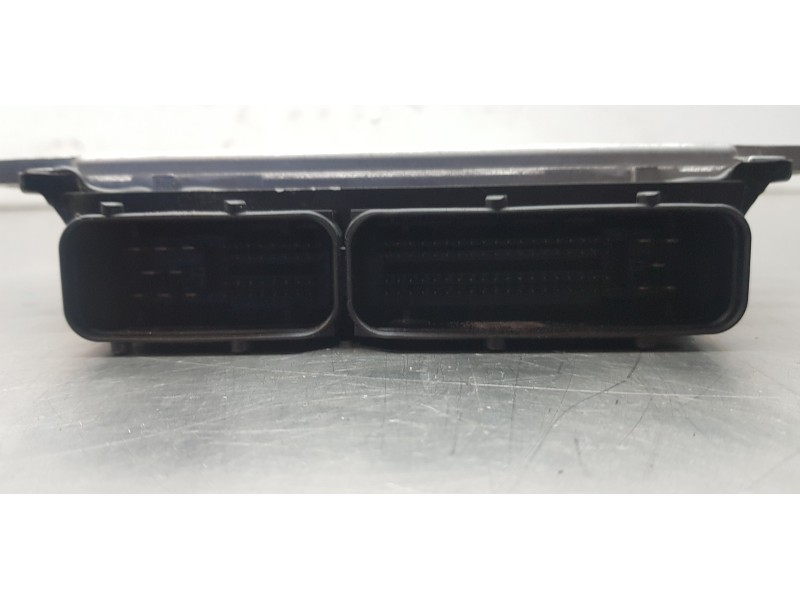 Recambio de centralita motor uce para infiniti fx fx45 referencia OEM IAM MEC33811  