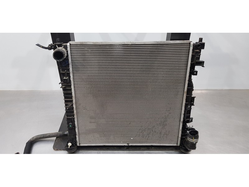 Recambio de radiador agua para hyundai tucson hybrid referencia OEM IAM 25310N7030  