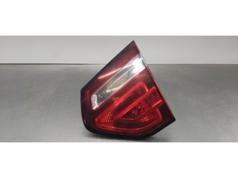 Recambio de piloto trasero derecho interior para citroen c4 picasso 2.0 hdi fap referencia OEM IAM 6351LR  